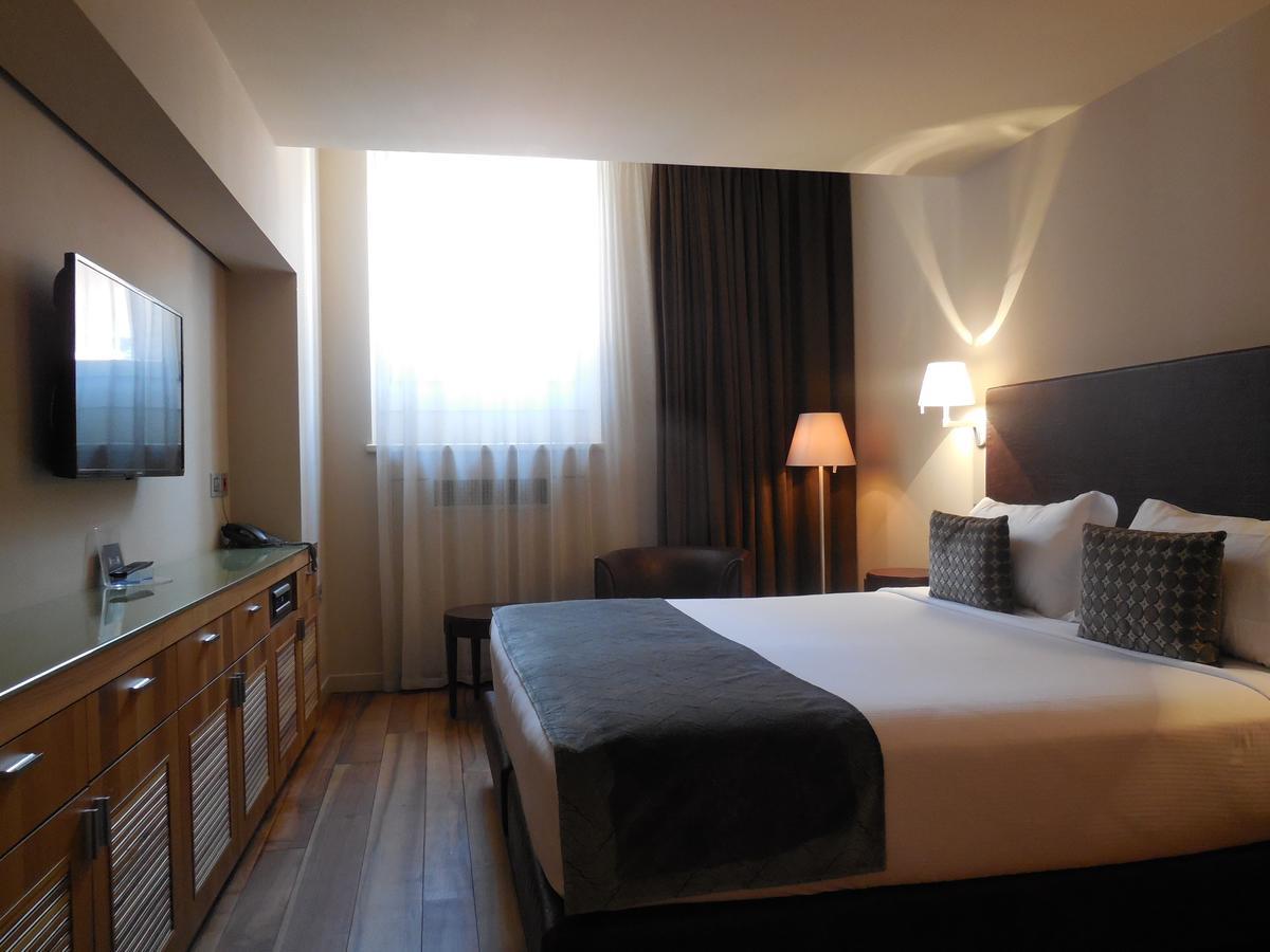 Art Room Suite