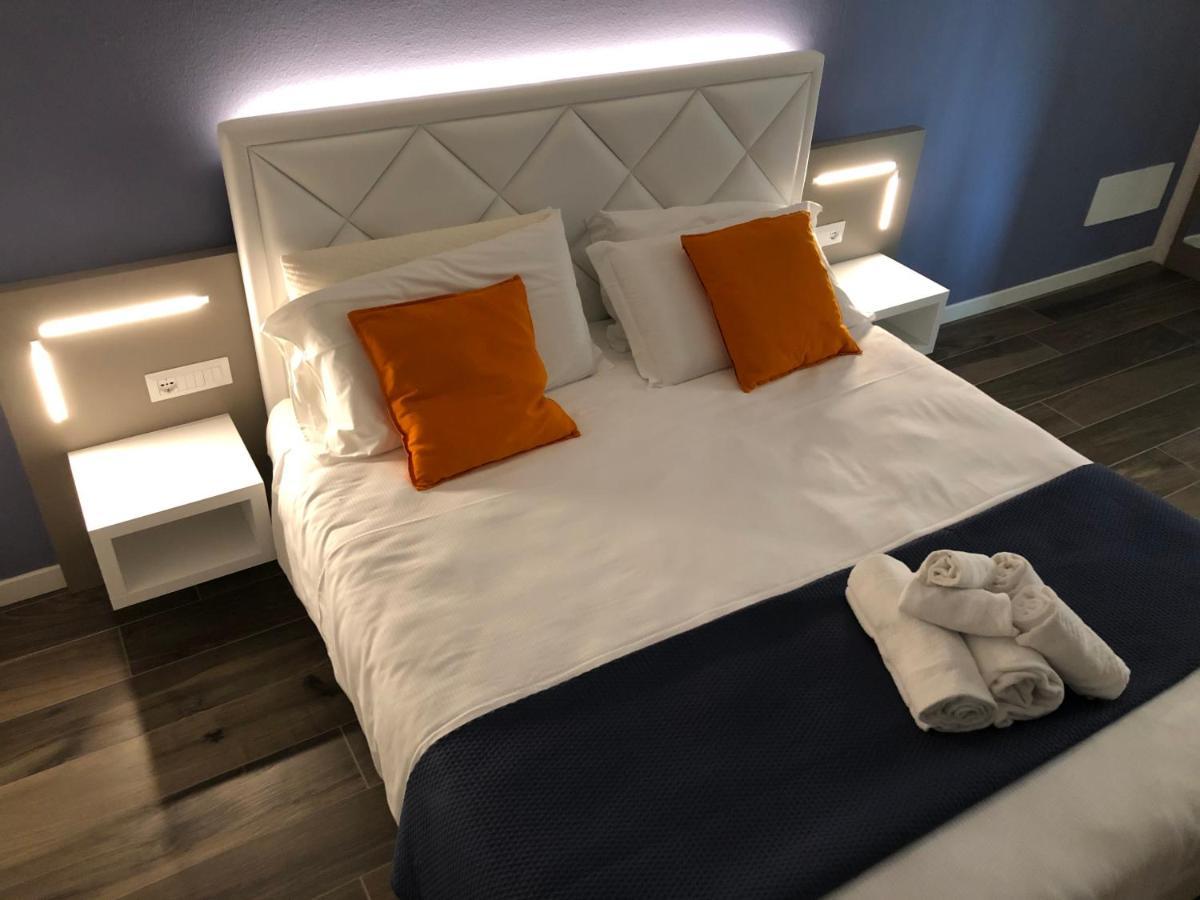 Superior One-Bedroom Apartment Terrace
