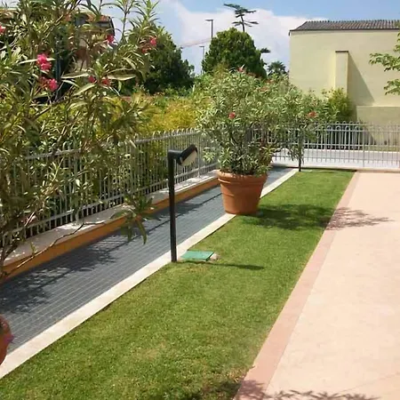 Ferretti Residence Garda Palace-3